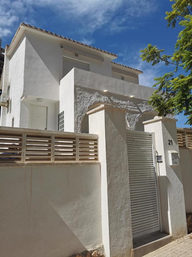 Casa Mya Con Terreno Privado Y Parking Compartido - A 800M De Playa Poniente Villa Benidorm Eksteriør billede