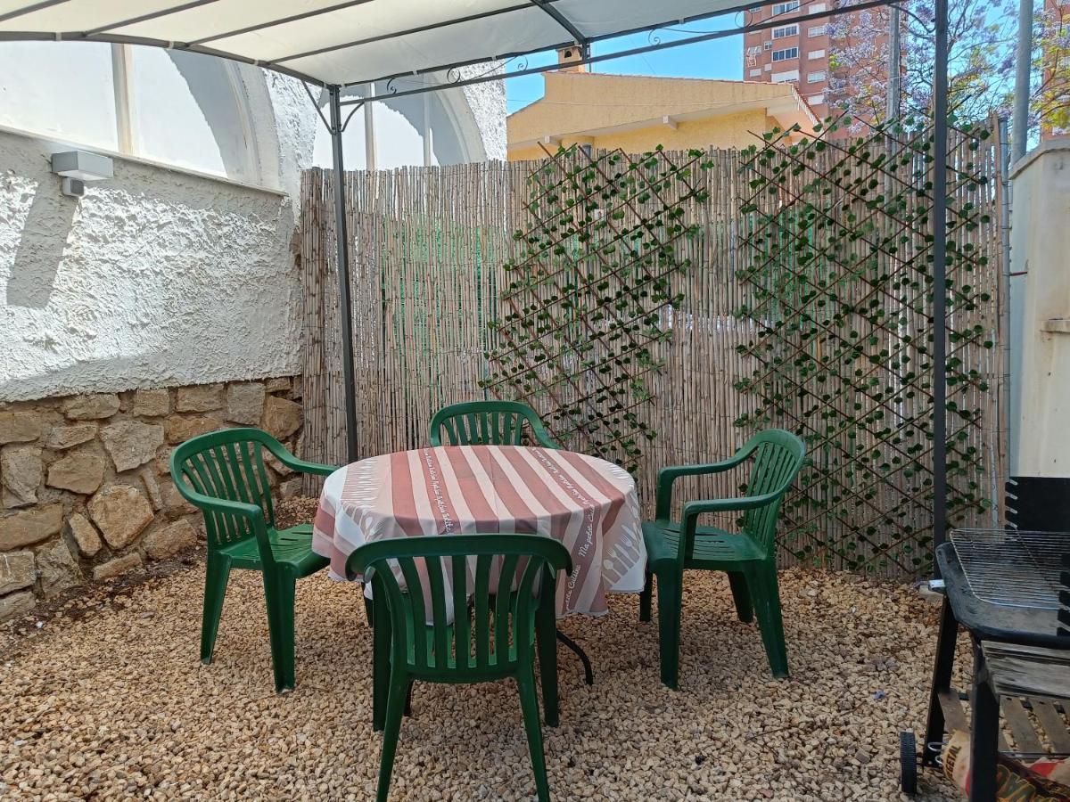 Casa Mya Con Terreno Privado Y Parking Compartido - A 800M De Playa Poniente Villa Benidorm Eksteriør billede